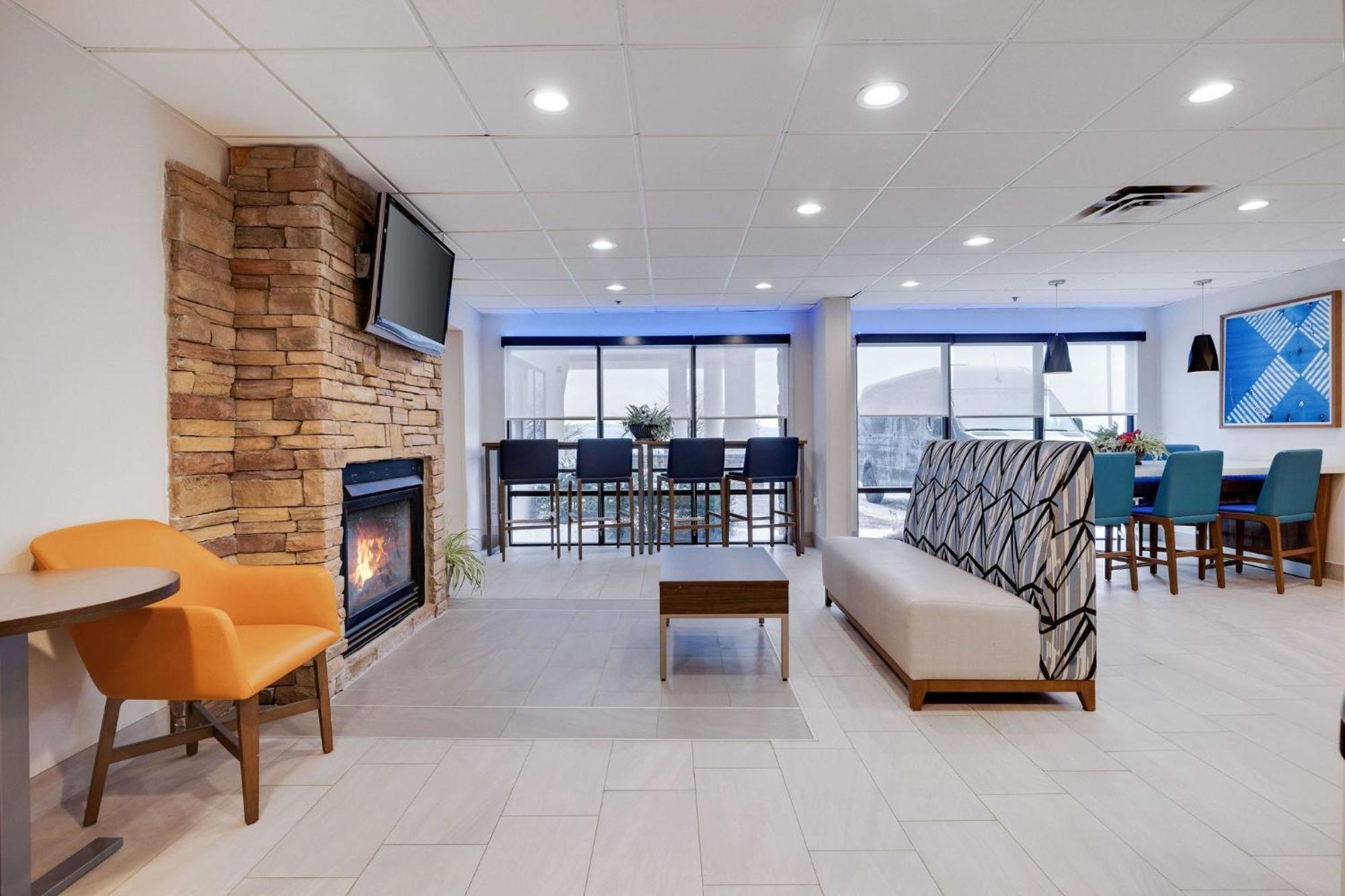 Holiday Inn Express Wilkes Barre East By Ihg Εξωτερικό φωτογραφία