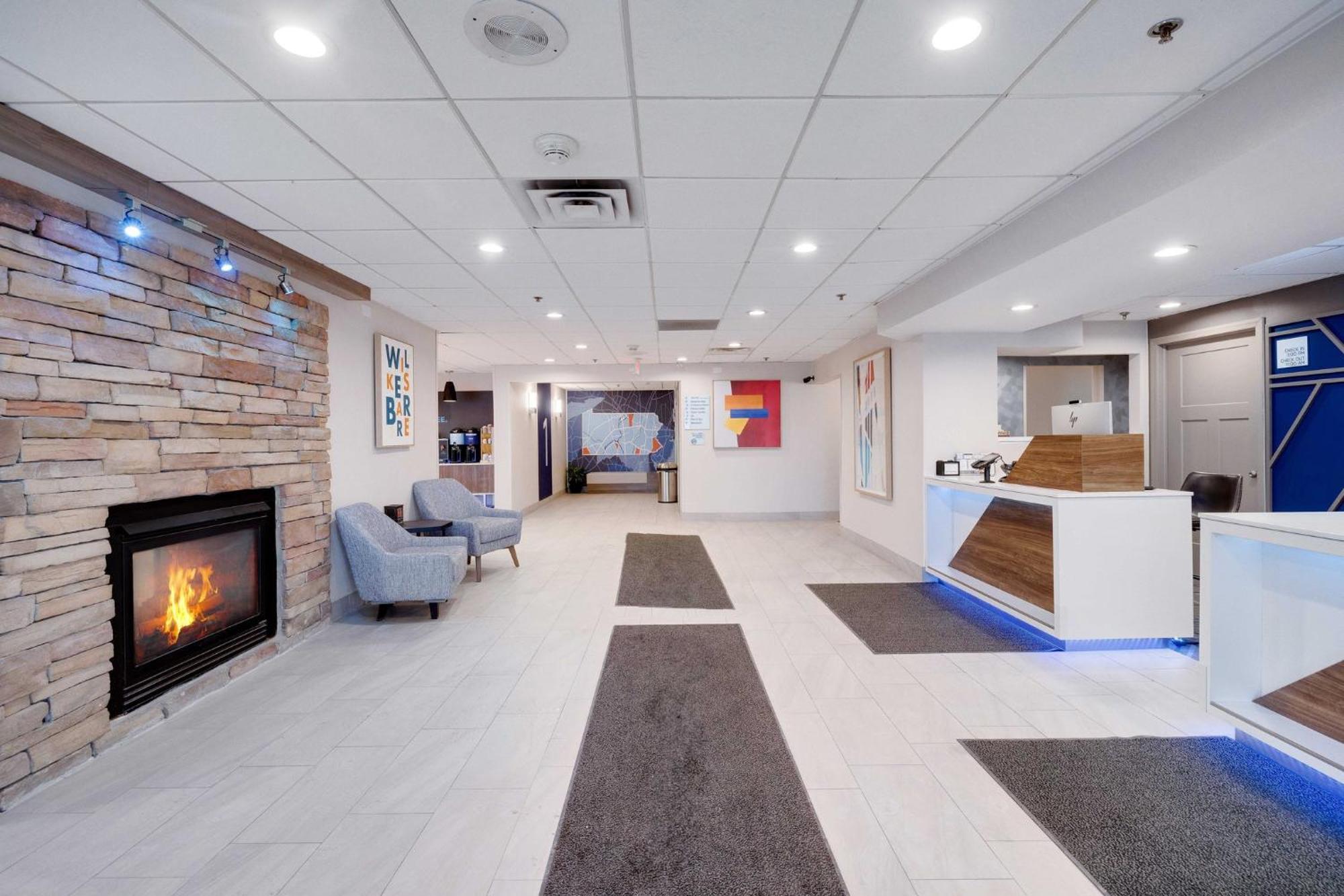 Holiday Inn Express Wilkes Barre East By Ihg Εξωτερικό φωτογραφία